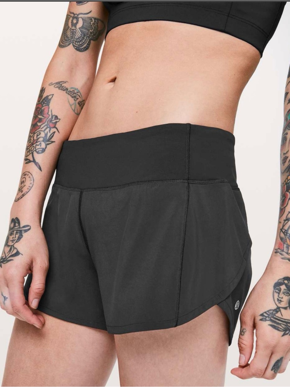Lululemon Speed Up Short *tall 4" SZ 6